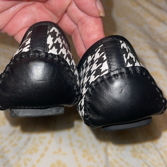 MICHAEL KORS (NWOB) Women’s Black & White Houndstooth Fulton Moc Loafers Size 9M - Picture 15 of 16
